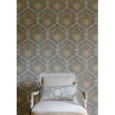 BERRY BROTHERS Pippin Wallpaper, VINEHEART Acanthus Cushion