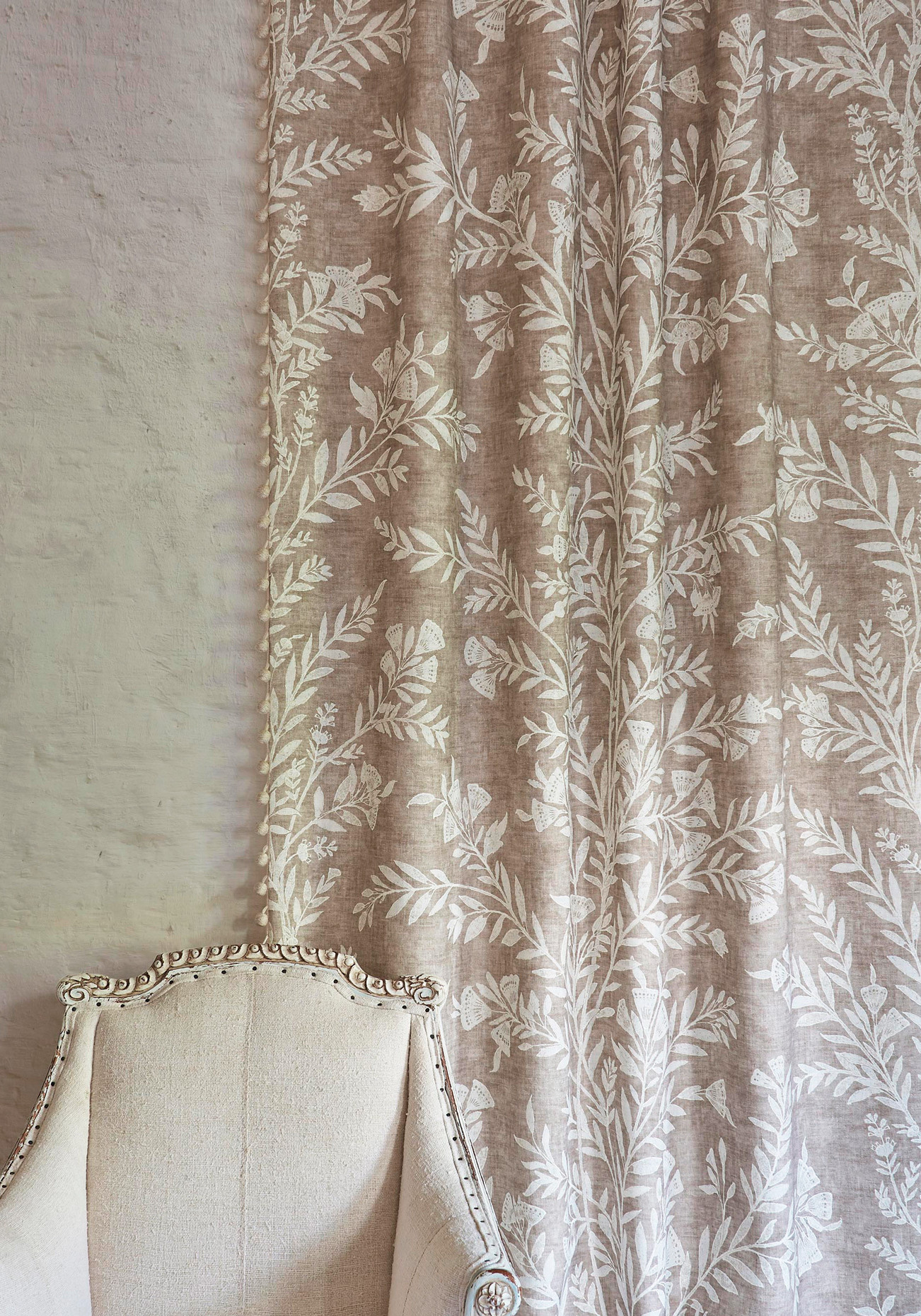 lewis and wood fan flower shell colour curtain